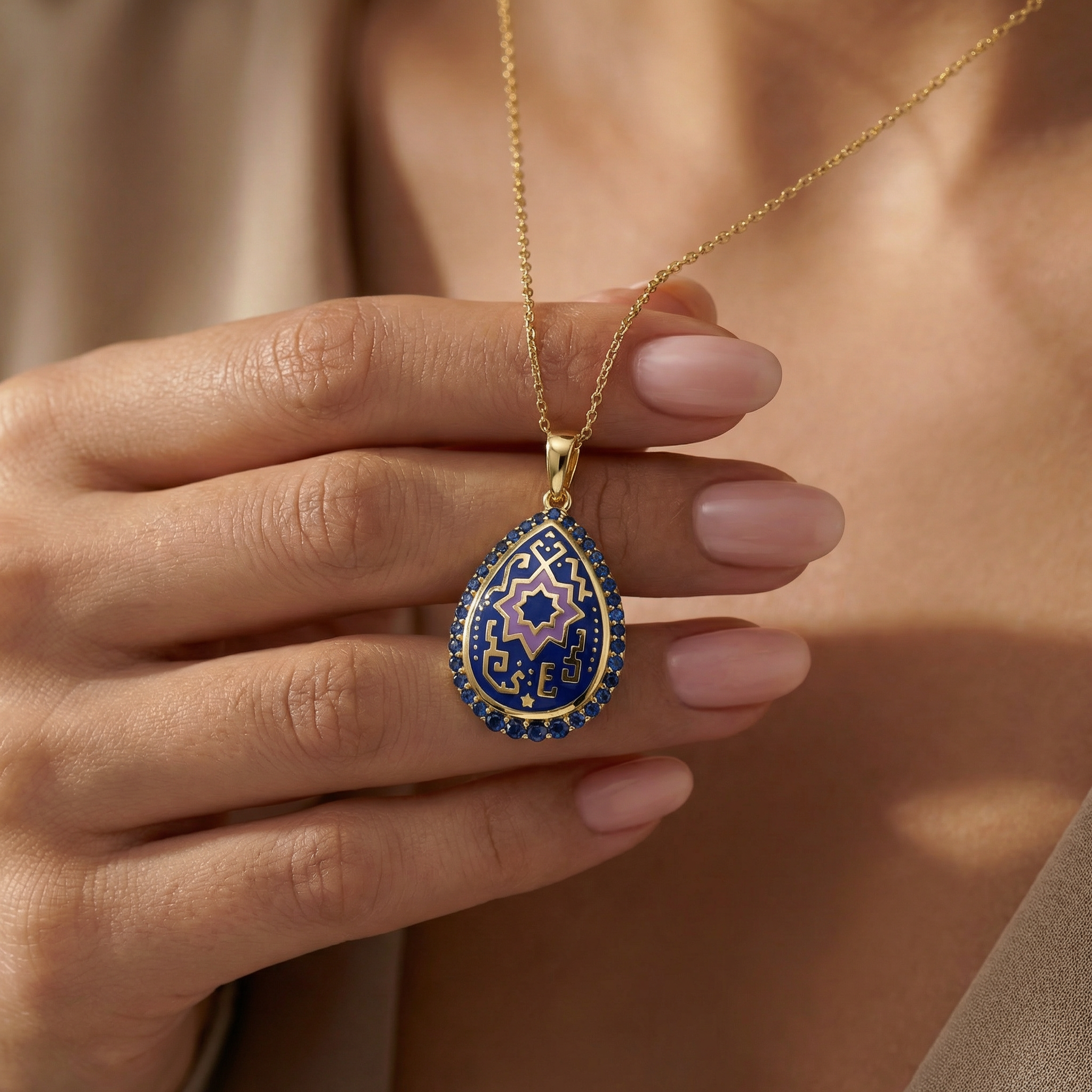 Khans Pendant-1125